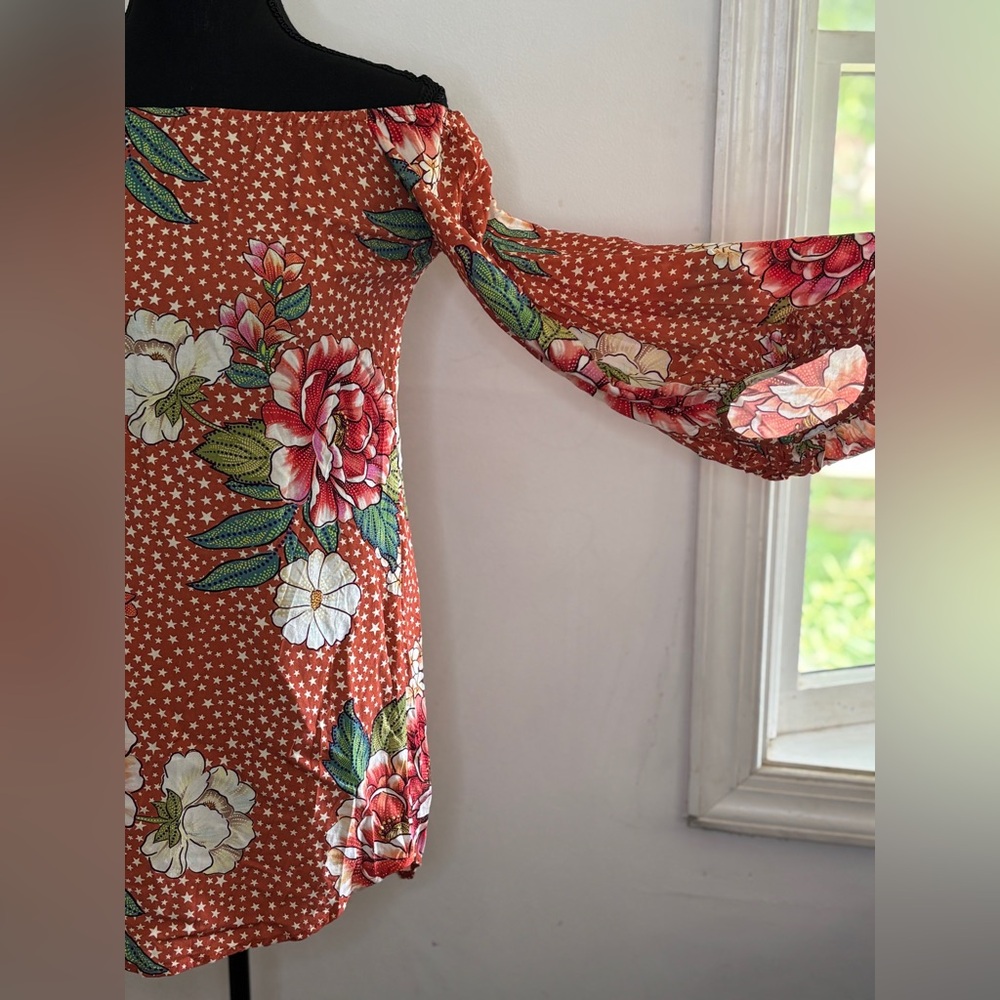 Farm Rio x Anthropology Star Floral Off shoulder Bell Sleeve Dress Tunic SZ S - Picture 4 of 10